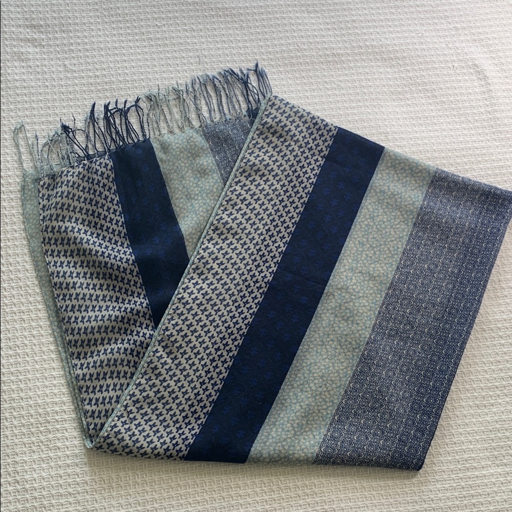 Lucky Brand Blue printed stripes scarf with braided fringe